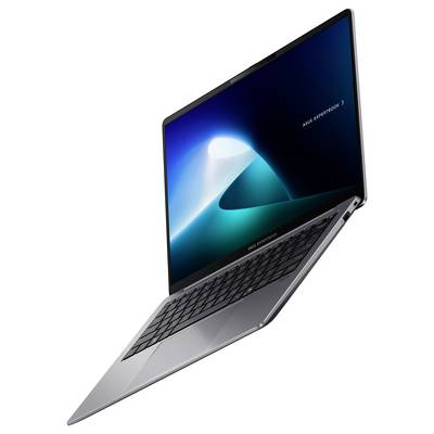 Ein schlanker, offener Laptop, der ein lebendiges abstraktes Blau-Weiß-Bild auf dem Bildschirm zeigt. Die Tastatur und das Touchpad sind sichtbar.