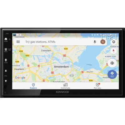 Navigationsgerät mit Google Maps zeigt eine Karte mit Amsterdam im Zentrum. Oben suchbar: 'Try gas stations, ATMs'. Uhrzeit: 11:21.