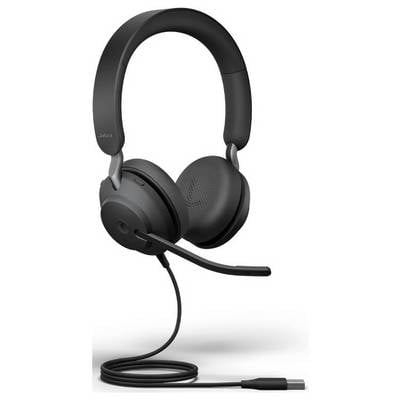 Schwarzes Headset mit Mikrofonarm und USB-Anschluss. Geeignet für Telefonate und Musikwiedergabe.