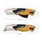 Klappbares Universalmesser, Marke 'Fiskars Pro', in geschlossener und geöffneter Position gezeigt, misst 17,9 cm und 18,4 cm.