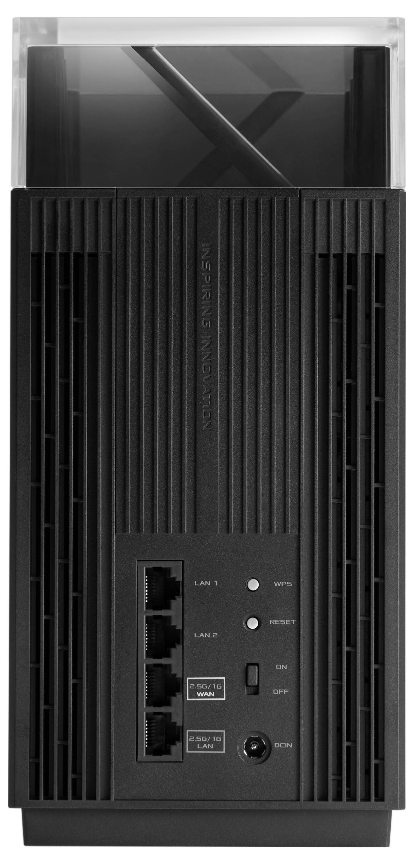 Ein schwarzer Netzwerkrouter mit vertikalen Lüftungsschlitzen. Er hat vier LAN-Anschlüsse, einen USB-Anschluss und einen Netzschalter.