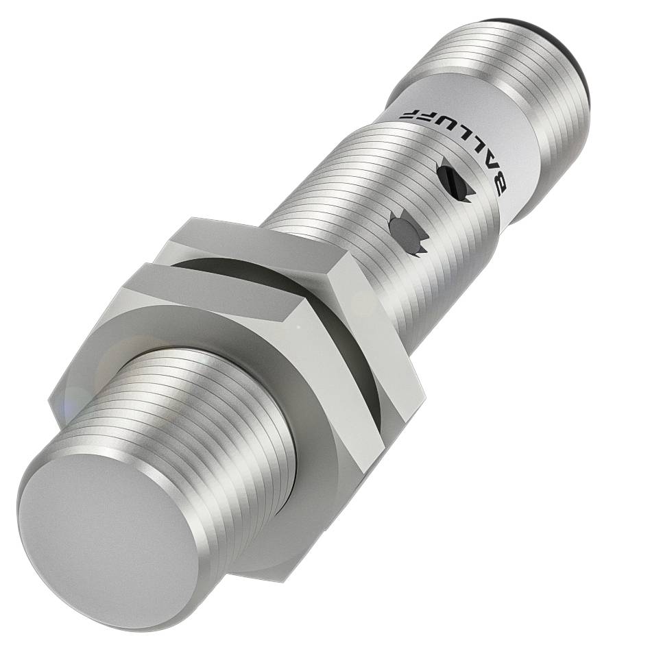 Ein zylindrischer, silberner Sensor von Balluff mit Gewinde und zwei Befestigungsmuttern. Gerät zur berührungslosen Objekterkennung.