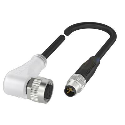 Ein abgewinkelter und ein gerader M12-Steckverbinder mit schwarzem Kabel. Der abgewinkelte Stecker ist auf der linken Seite.