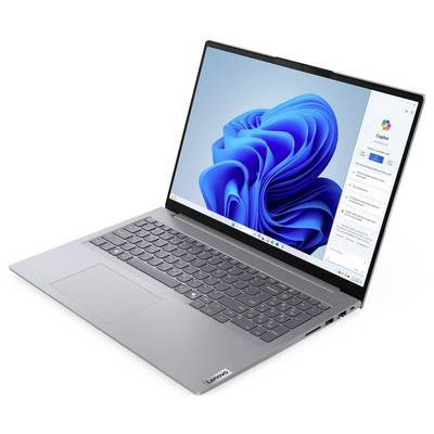 Ein silberner Laptop, der einen Bildschirm mit einem blauen abstrakten Muster auf der linken Seite und eine Seitenleiste mit einer Benutzeroberfläche mit Text und Symbolen auf der rechten Seite anzeigt.