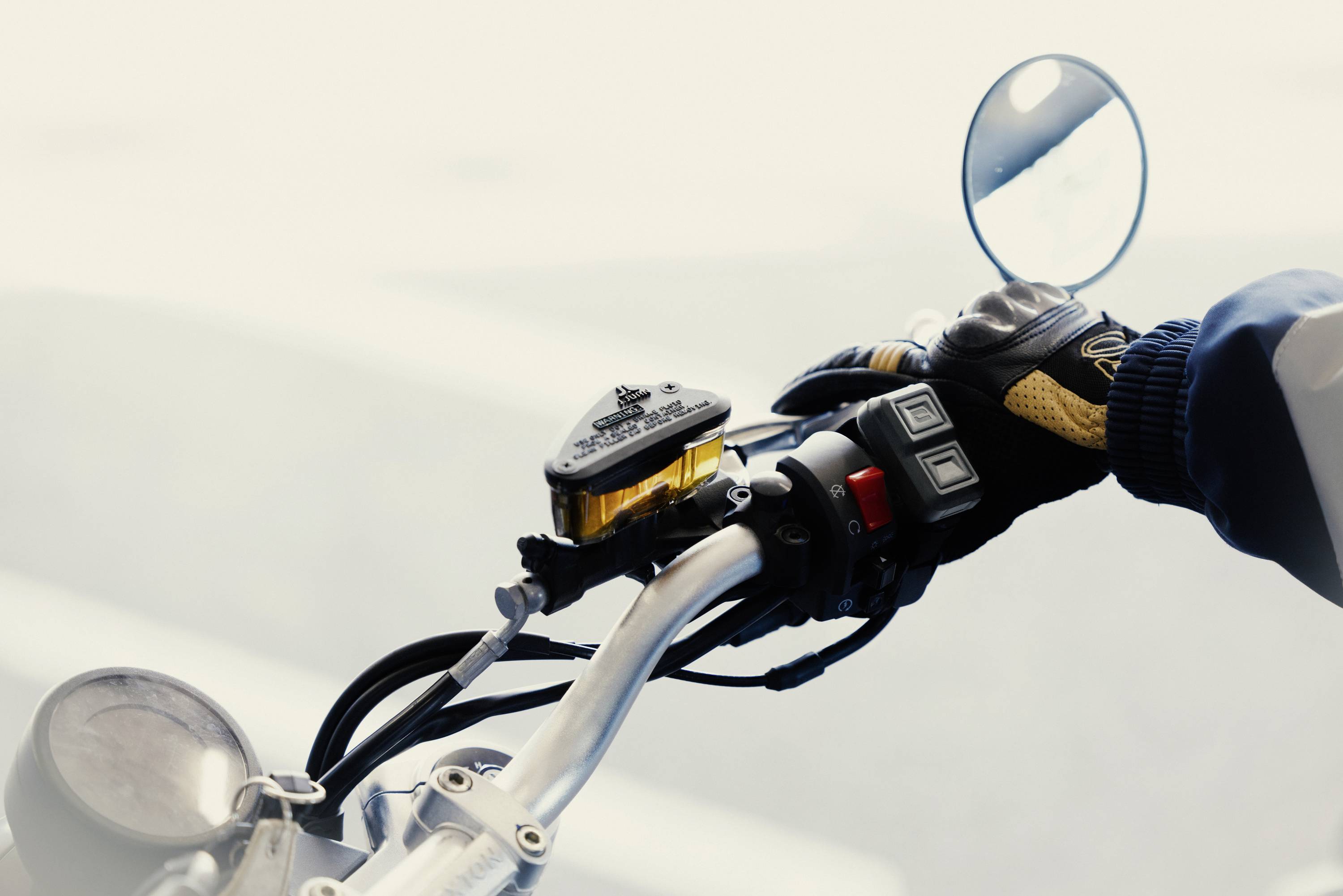 Crosscall X-Command Bluetooth- und Kabelfernbedienung Smartphone Fernbedienung Schwarz-8