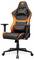 Ein ergonomischer schwarzer und orangefarbener Gaming-Stuhl mit verstellbaren Armlehnen, Kopfstütze und Lendenwirbelstütze, versehen mit elegantem Branding auf den Polstern.