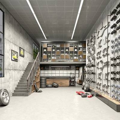 Eine moderne Werkstatt mit Regalen voller Autoteile, Reifenstapel rechts, eine Treppe führt zu einem kleinen Büro. Graue Wände, helle Beleuchtung.