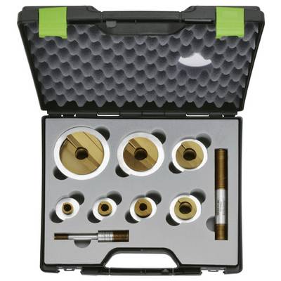 Schwarze und grüne Kiste öffnen, die acht goldene Ringmesser und einen langen Adapter enthält, alle in grauem Schaumstoff mit maßgeschneiderten Ausschnitten eingelegt.