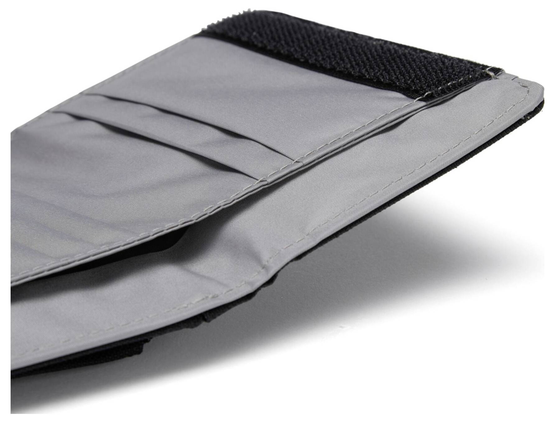 Pacsafe Portemonnaie RFIDsafe Trifold Wallet Schwarz 11005130-8