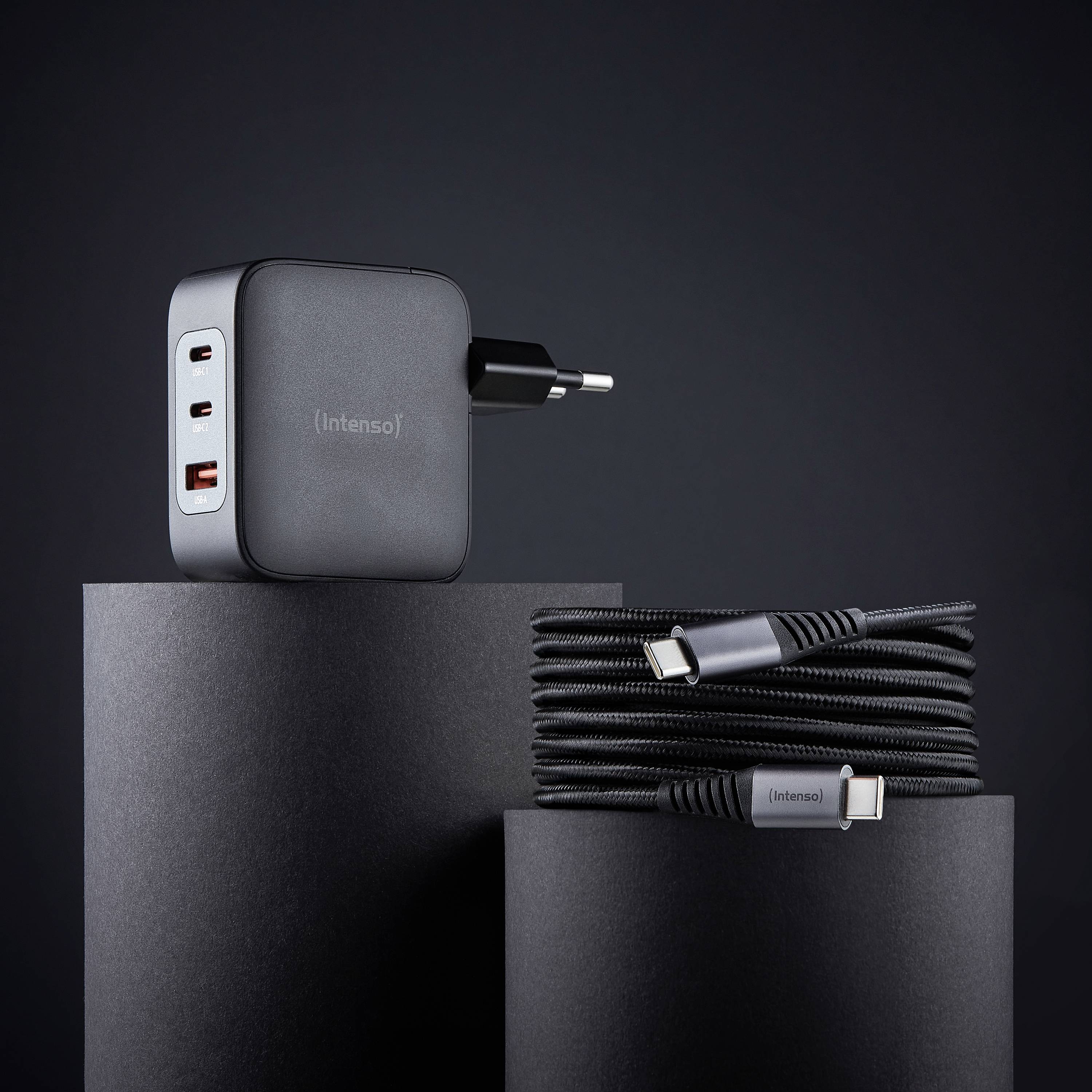 Intenso W100ACC+C520C black USB Ladegerät 100 W 2x USB-C®, 1x USB-A Schwarz-6