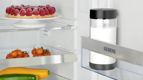 Siemens Glasmilchbehälter für Kaffeevollautomaten EQ500, EQ700 classic und EQ6 plus TZ80008 Milchkännchen Schwarz, Trans-1