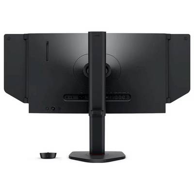 Ein schwarzer Computermonitor, von hinten betrachtet, mit verstellbarem Ständer, mehreren Anschlüssen und einer separat angeordneten Steuerungseinheit an der Basis.