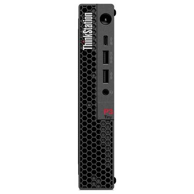 Eine Frontansicht eines kompakten ThinkStation P3 Tiny Computers mit mehreren Anschlüssen, einschließlich USB und Kopfhörerbuchse, mit einem Wabennetzdesign.