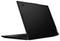 Ein schwarzer Laptop mit teilweise geöffnetem Deckel, der ein minimalistisches Design und ein Logo in der oberen rechten Ecke zeigt.