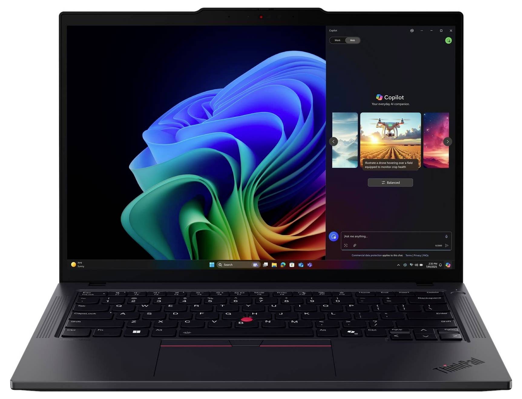 Ein schwarzer Laptop, der ein buntes abstraktes Wirbelmuster auf dem Bildschirm zeigt, mit einer Seitenleiste, die "Copilot" und Bildbearbeitungsoptionen anzeigt.