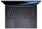 Ein Laptop mit einer schwarzen Tastatur und einem leicht geöffneten Bildschirm, der einen blauen Farbverlauf zeigt.