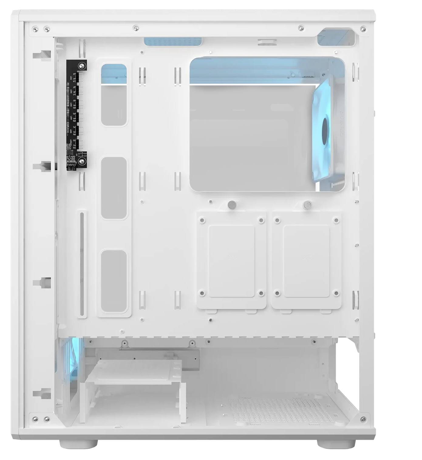 Innenansicht eines weißen Computergehäuses mit Lüftermontagehalterungen, Kabelmanagement-Schlitzen und Laufwerkschächten, mit LED-Beleuchtung im Inneren.
