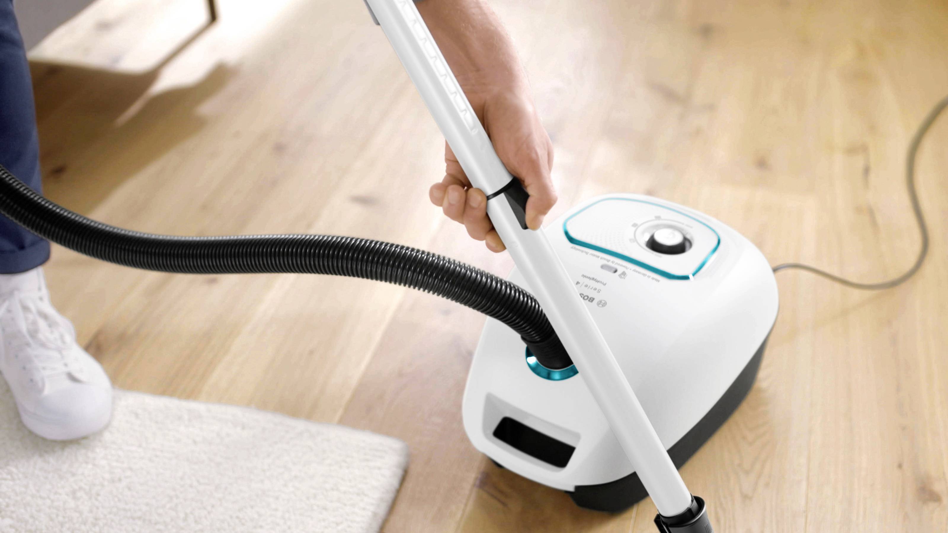 Bosch Bodenstaubsauger BGD41HYG | Beutelstaubsauger Serie 4 ProHygienic | 600W | UltraAllergy Filter | 11m Radius | weiß-13