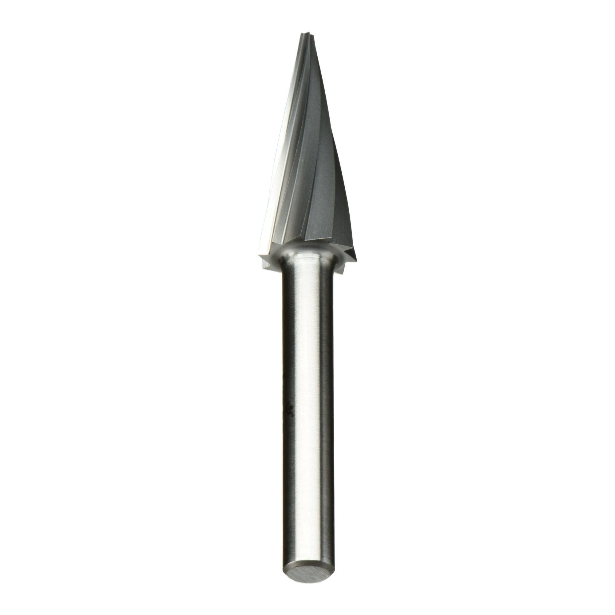 Ein silberner, kegelförmiger Fräser mit einer spitzen Spitze und Spiralrillen, der zum Schleifen oder Formen von Materialien in der Metall- oder Holzbearbeitung verwendet wird.