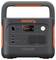Tragbare Powerstation mit digitalem Display zur Anzeige des Batterieladestands. Ausgestattet mit verschiedenen Anschlüssen für USB-C, USB-A und Wechselstrom-Ausgang.