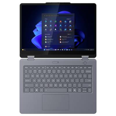 Ein Laptop, der einen Desktop-Bildschirm mit verschiedenen Anwendungssymbolen anzeigt. Die Tastatur ist sichtbar und betont das kompakte Design des Geräts.