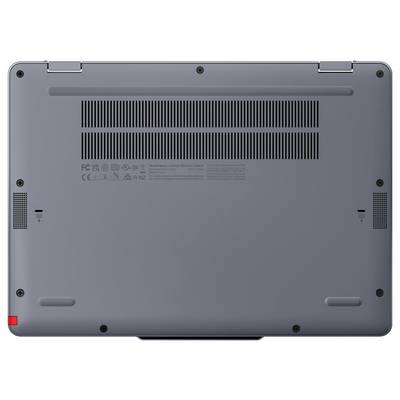 Die Unterseite eines geschlossenen Laptops mit Lüftungsschlitzen, Schrauben und Konformitätskennzeichnungen.