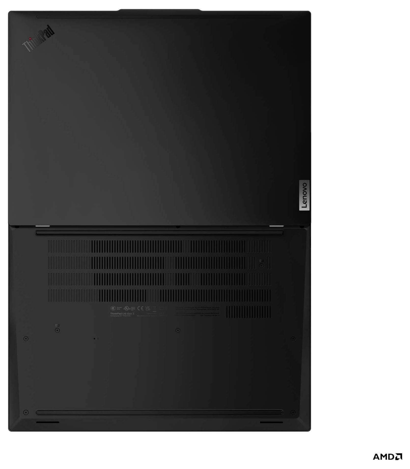 Rückansicht eines geschlossenen schwarzen Lenovo-Laptops mit sichtbaren Logos, zentraler Belüftung und Scharnier-Details.