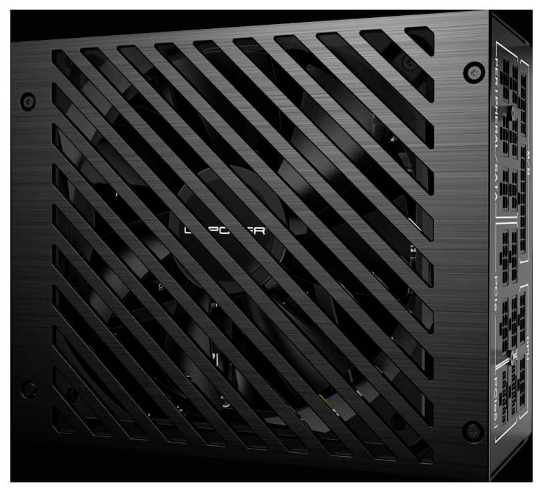 Eine schwarze Computer-Netzteileinheit mit Lamellengitter-Abdeckung, die auf der rechten Seite Anschlüsse zeigt.