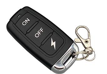 Ein schwarzer Autoschlüsselanhänger mit drei Tasten, die mit 'ON', 'OFF' und einem Blitzsymbol beschriftet sind, an einem Metallschlüsselclip befestigt.