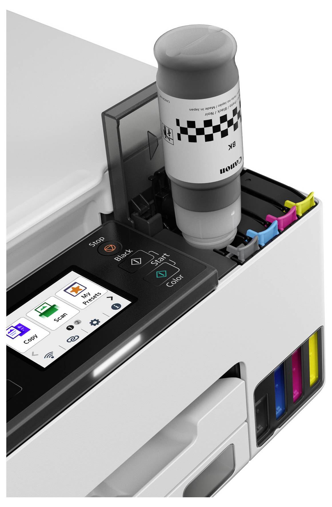 Ein Drucker, bei dem eine Tintenpatrone ausgetauscht wird. Der Bildschirm zeigt Optionen wie "Kopieren" und Konnektivitätseinstellungen.