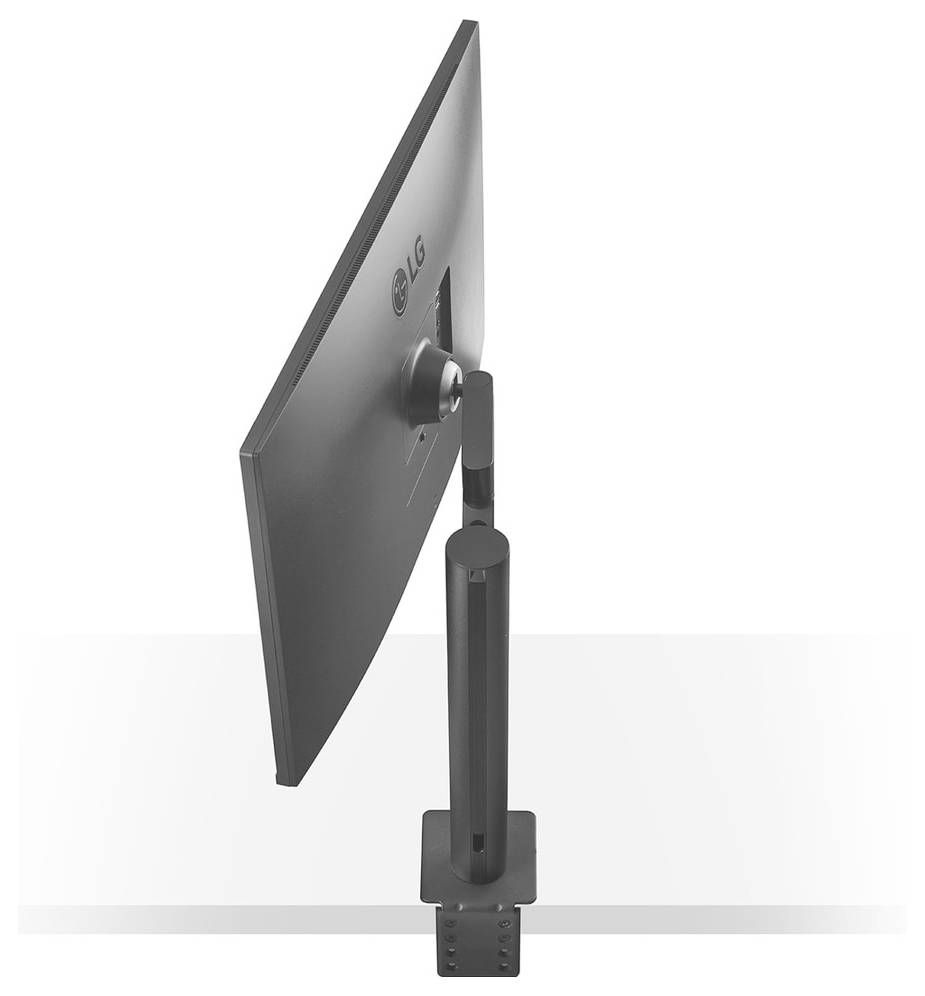 Eine Seitenansicht eines LG-Monitors, der auf einem Schreibtischständer montiert ist und dessen schlankes Profil und verstellbares Ständergestänge präsentiert wird.