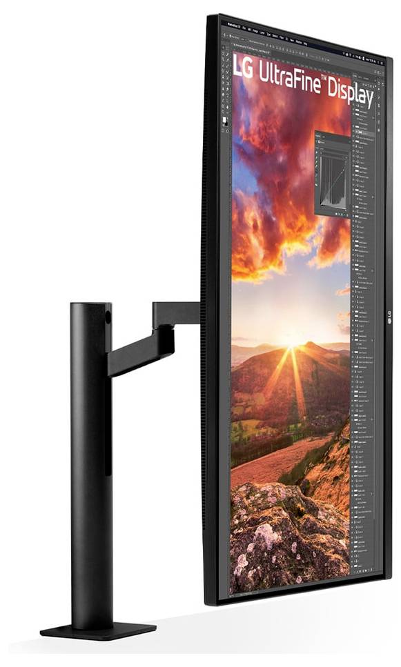 Eine Seitenansicht eines Computermonitors, der an einem schlanken, verstellbaren Halterung auf einem Schreibtisch befestigt ist und ein modernes, platzsparendes Design präsentiert.