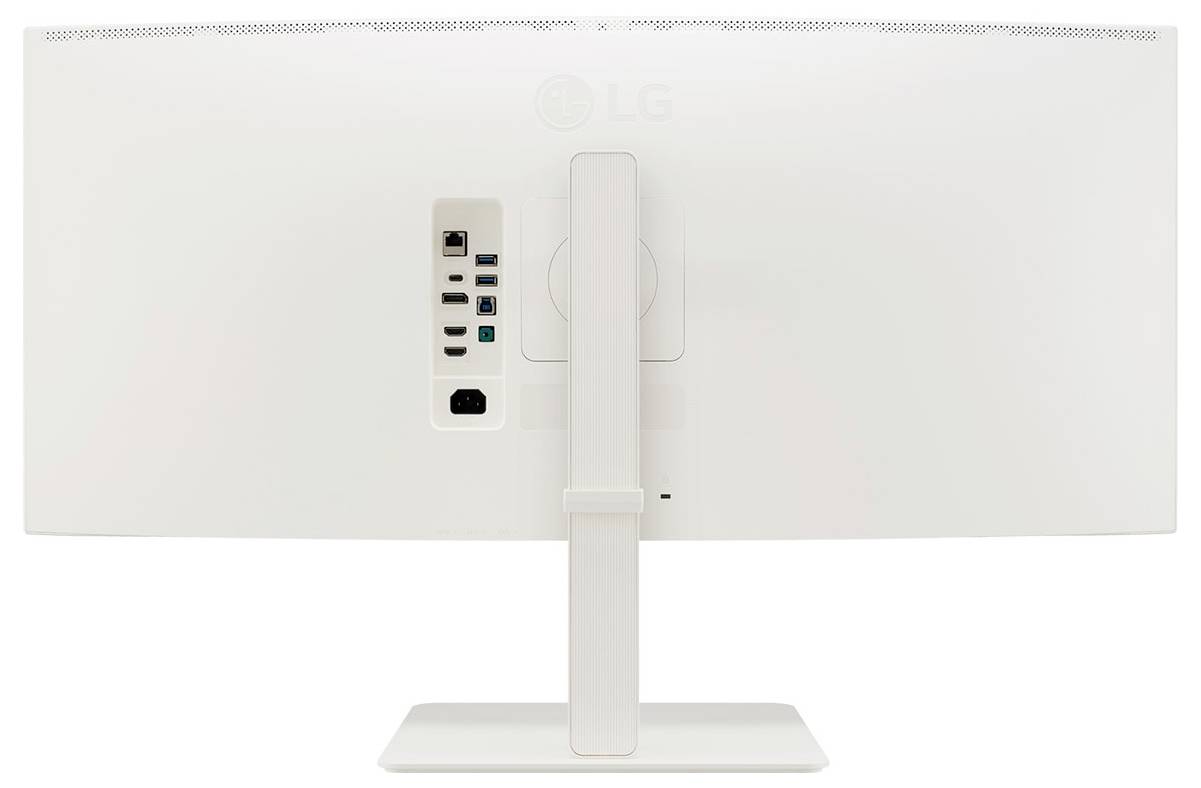 Eine weiße LG-Monitorrückseite, die verschiedene Anschlüsse wie HDMI, USB und Stromeingang auf einem Ständer zeigt.
