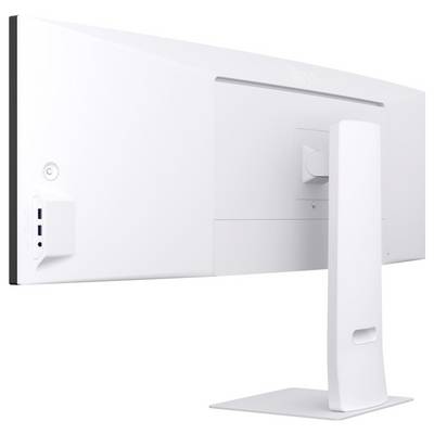 Ein weißer Computermonitor, von hinten betrachtet, der sein elegantes Design und einen Ständer zeigt. Mehrere USB-Anschlüsse sind an der Seite sichtbar.
