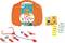 Arztkoffer "Die Maus" mit orangefarbenem Etui, Stethoskop, Spritze, Schere, Thermometer und Verbandsmaterial. Verpackung zeigt Zeichentrickfiguren.