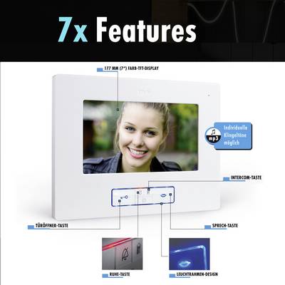 Ein digitales Display mit Foto einer lächelnden Frau. Features: 7 Zoll Farb-TFT-Display, MP3-Klingeltöne, Türöffner, Intercom-Taste.