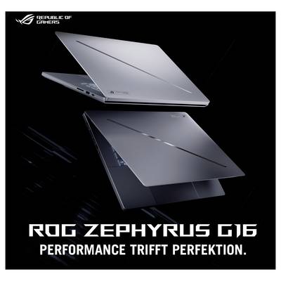 Laptops in geöffneter und geschlossener Position, die das design des ROG Zephyrus G16 hervorheben. Text lautet: 'Performance trifft Perfektion.'"