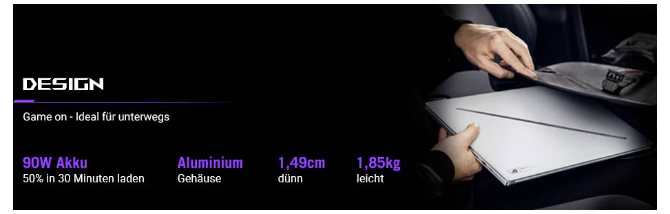 Hände halten einen dünnen, silbernen Laptop auf der Rückbank eines Autos. Text liest: 'design - Game on - Ideal für unterwegs. 90W Akku, 50% in 30 Minuten laden. Aluminium Gehäuse, 1,49cm dünn, 1,85kg leicht.'"