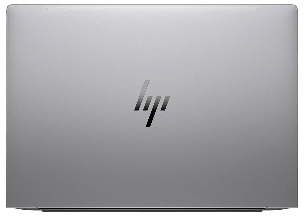 Silberner Laptop-Deckel mit einem gravierten Logo in der Mitte.