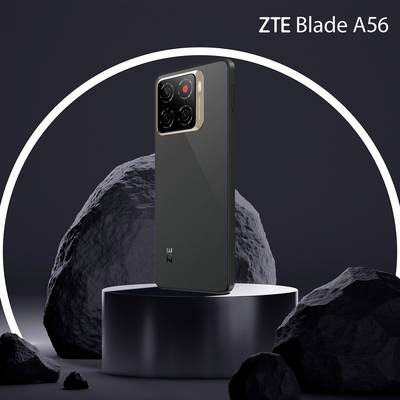 Ein Smartphone steht aufrecht auf einer runden Plattform, umgeben von Steinen. Der Text 'ZTE Blade A56' wird in der oberen rechten Ecke angezeigt.