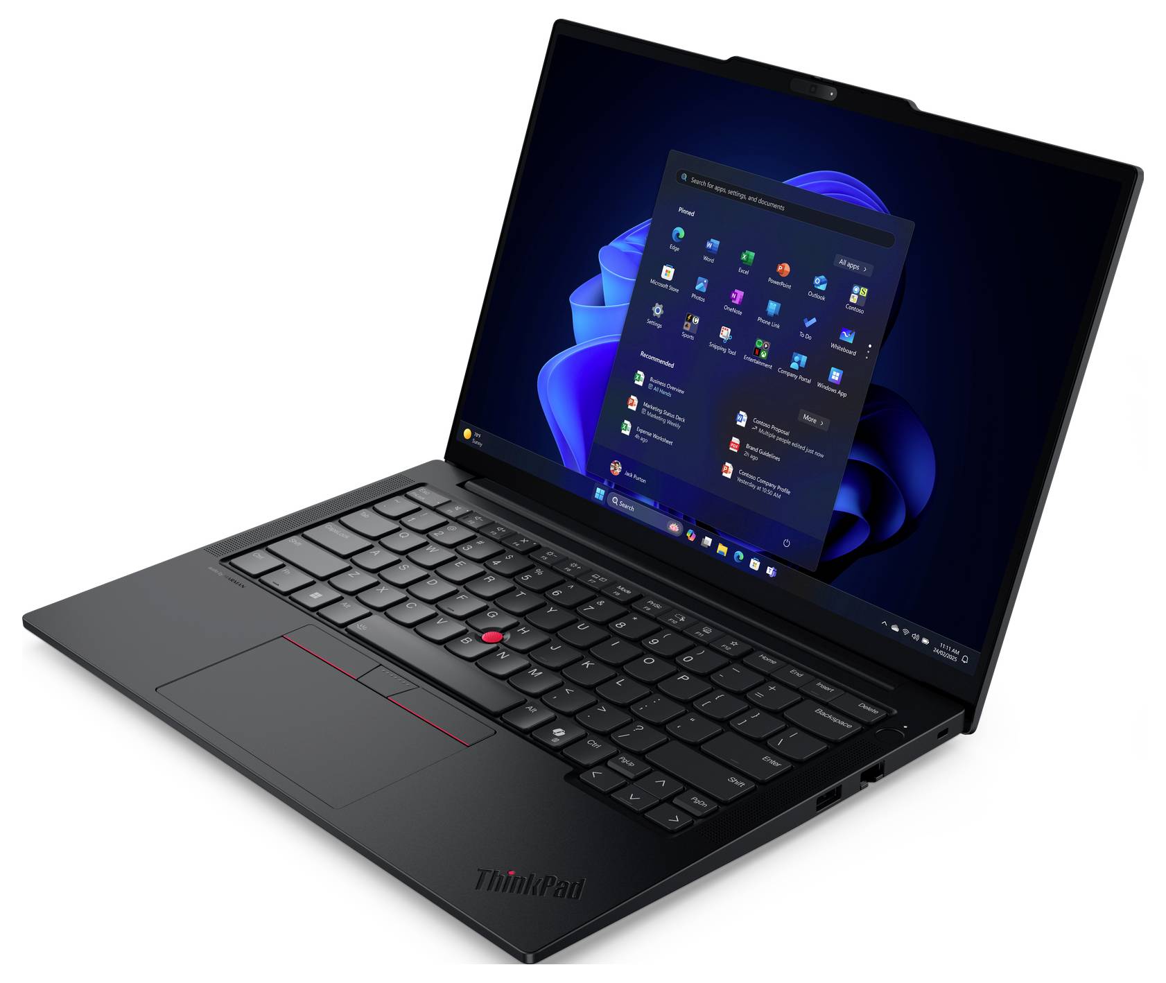 Ein Laptop mit einer dunklen Tastatur und einem roten Trackpoint zeigt das Windows 11 Startmenü auf seinem Bildschirm, auf dem verschiedene Anwendungssymbole zu sehen sind.