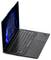 Ein schwarzer Laptop mit einem Windows 11 Startbildschirm ist zu sehen, der eine sichtbare Tastatur und ein Touchpad zeigt. Das Gerät ist teilweise geöffnet.