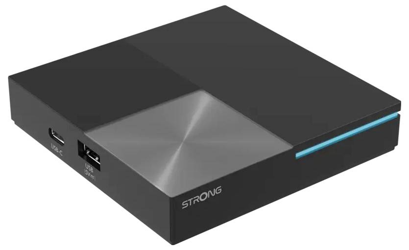 Eine elegante schwarze Media-Streaming-Box mit 'STRONG' Branding, ausgestattet mit USB- und HDMI-Anschlüssen an der Seite und einem blauen LED-Indikatorstreifen.