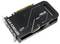 Eine schwarze ASUS GeForce RTX Grafikkarte mit Zwei-Lüfter-Kühlsystem, unter einem schrägen Winkel aufgenommen, die den Markennamen und das Modell auf der Oberfläche zeigt.