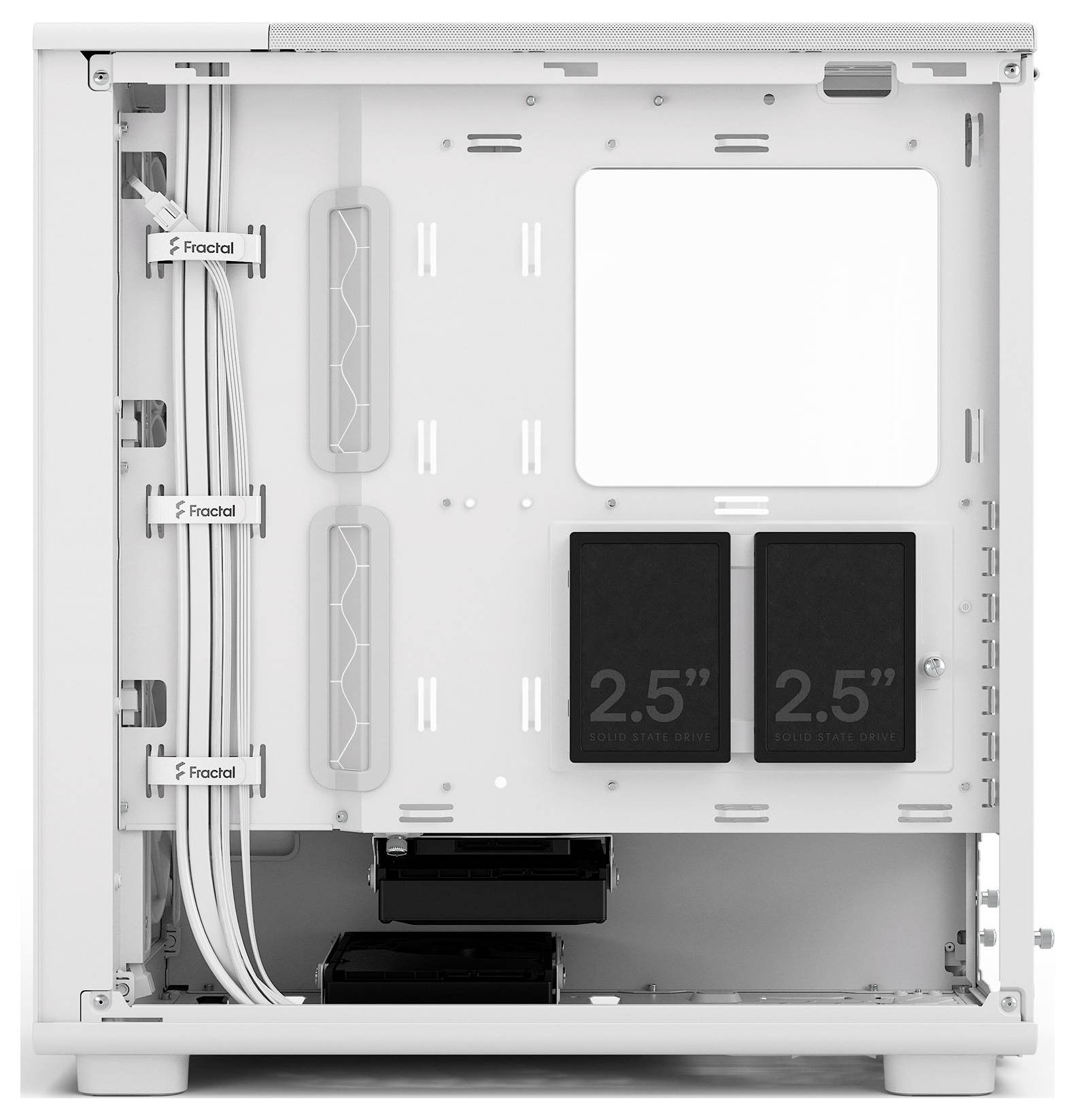 Weißes Computer-Gehäuseinnenleben mit sichtbaren Kabelverwaltungskanälen, Halterungen für zwei 2,5-Zoll-Laufwerke und Platz für Kühlkomponenten.