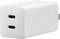Ein weißer USB-C-Wandladegerät mit zwei Anschlüssen, die auf seiner Oberfläche mit „USB-C1" und „USB-C2" gekennzeichnet sind.