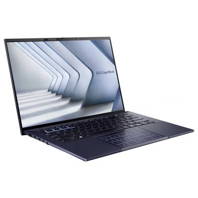 Ein schlankes, offenes Laptop, das einen modernen architektonischen Entwurf auf seinem Bildschirm zeigt. Die Tastatur verfügt über ein digitales Ziffernfeld im Touchpad-Bereich.