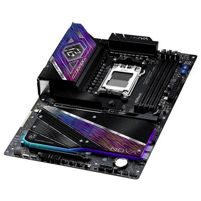 Eine schwarze Mainboard mit farbenfrohen Akzenten und verschiedenen Steckplätzen und Anschlüssen, konzipiert für den Aufbau und die Aufrüstung von Computerhardware.