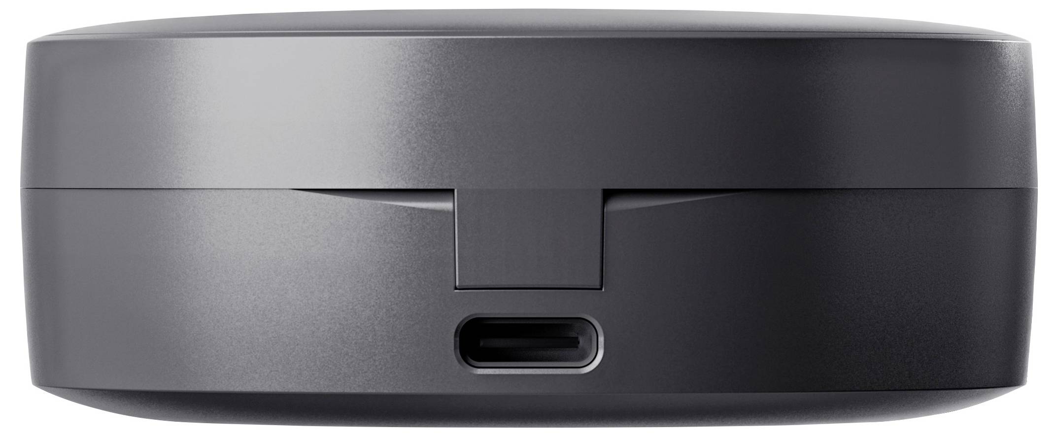 Ein schwarzes Ladeetui, von vorne betrachtet, mit einem USB-C-Anschluss in der Mitte am unteren Rand.