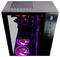 Ein Desktop-Computergehäuse mit Glasseite gibt die internen Komponenten frei, darunter beleuchtete Kühlventilatoren, die pinkes und lila Licht ausstrahlen.